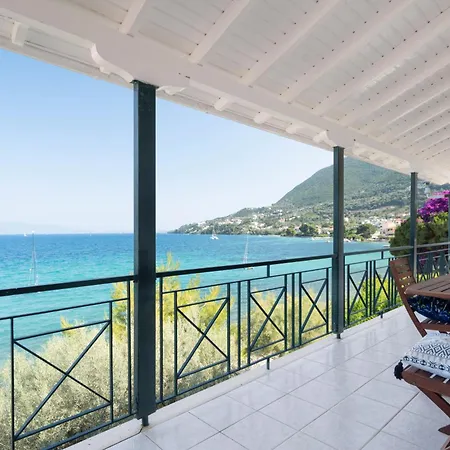 Theodoros * 尼基亚娜